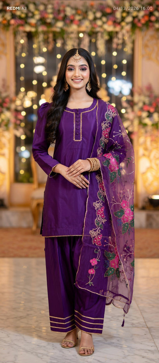 Elevate your festive wardrobe with this stunning Royal Purple Embroidered dopata Suit which is a perfect blend of elegance, tradition, and modern grace.